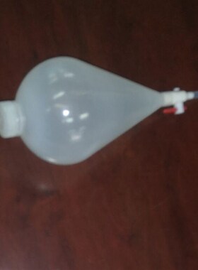 白色塑料梨形分液漏斗PP配活塞和外壳螺旋盖125ml,250ml,500ml