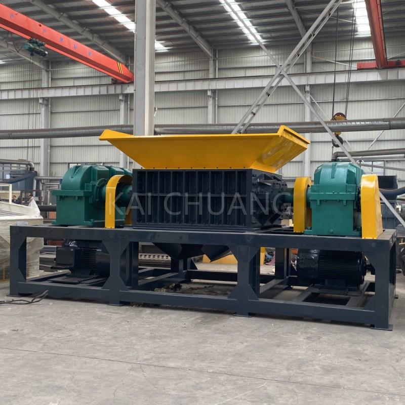 河南多型号双轴撕碎机废木料撕碎机家具建筑垃圾撕碎机