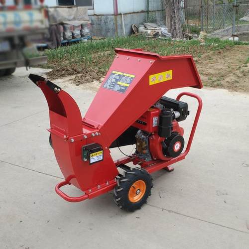 园林移动式果树树枝粉碎机小型柴油树木秸秆用卧式汽油木材