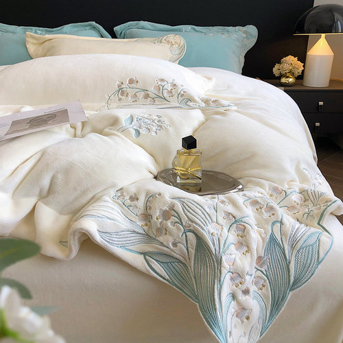 清新田园加厚款锦芙牛奶绒四件套冬季保暖铃兰绣花被套婴儿绒床品