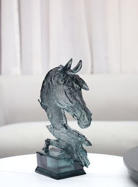现代轻奢办公室马头雕塑摆件玄关客厅酒柜电视柜别墅开业艺术装饰