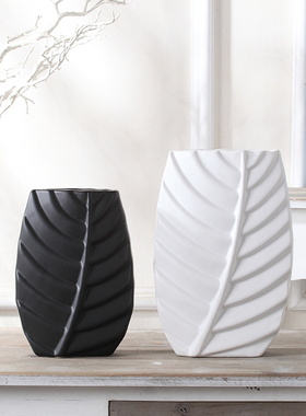 北欧黑白创意陶瓷摆件家居饰品客厅电视柜酒柜玄关博古架软装饰品