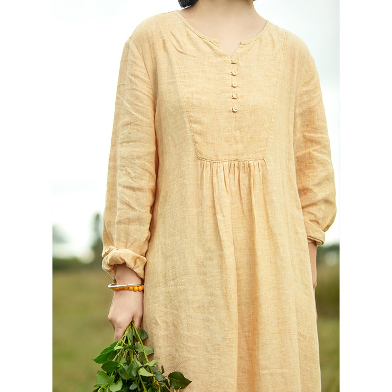 忘城S809座/贰月春/2023早春色织亚麻汉麻黄色小V领衬衫连衣裙
