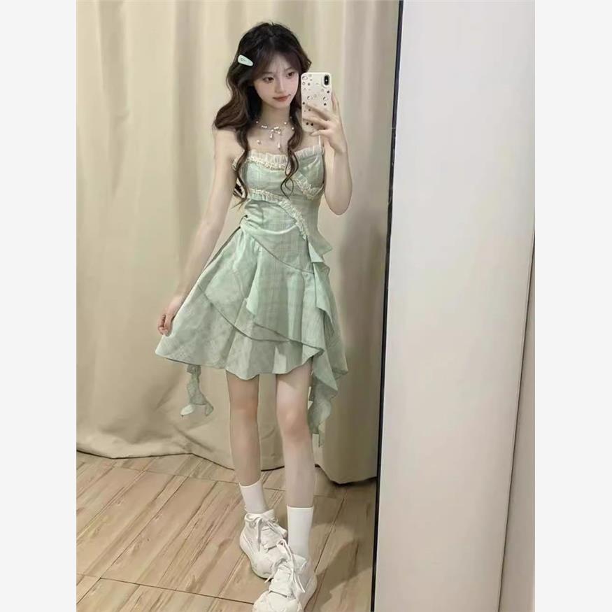 甜辣妹荷叶边吊带连衣裙仙女夏季碎花裙子不规则气质海边沙滩长裙