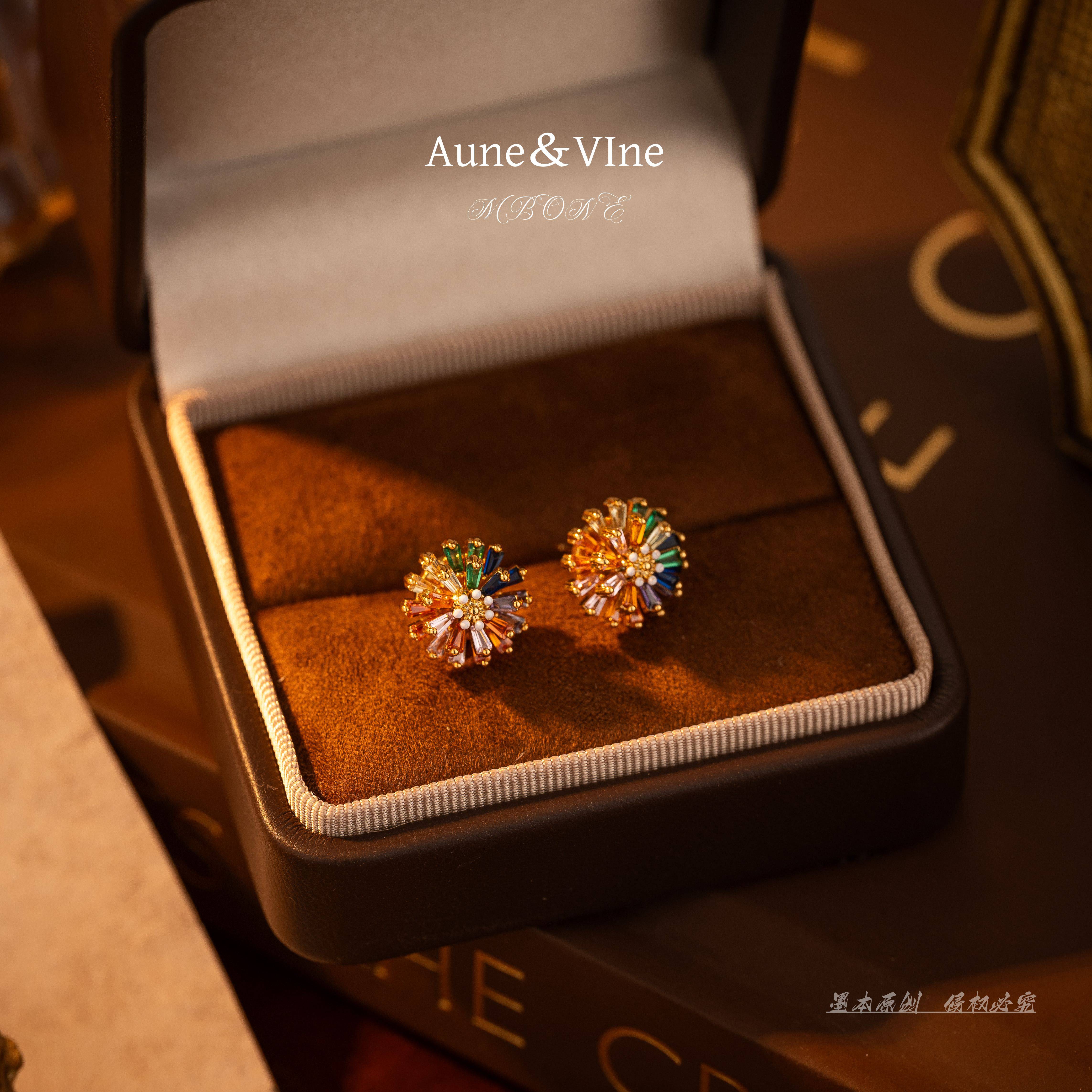 5143 法【彩色烟花】七彩水晶高级感多巴胺雏菊彩色烟花造型耳钉