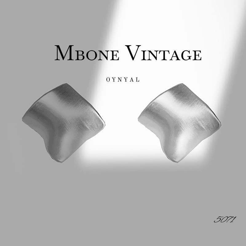 【5071】 法【木里村下】拉丝菱形耳钉小众耳钉耳饰