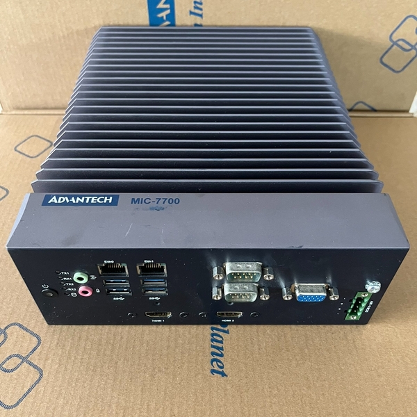 研华嵌入式计算机MIC-7700Q嵌入式工控主机 MIC-7议价