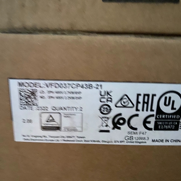 全新原装台达变频器VFD037CP43B-21 3.7KW
