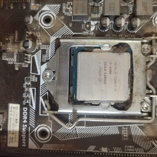 【议价】B150主板加CPUi5-6500,加上8G内存一套349