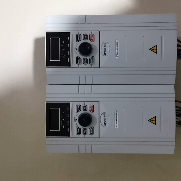 议价西普达变频器 XPD3000-4R0G3/5R5P3