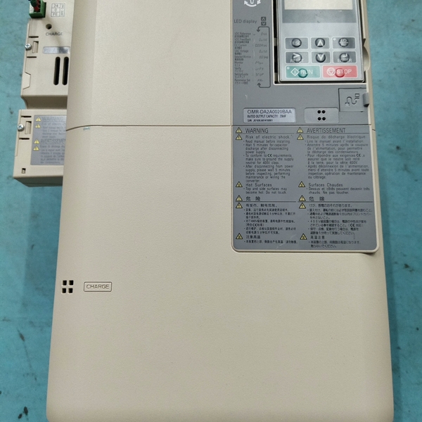 安川变频器CIMR-DA2A0020BAA 20KW