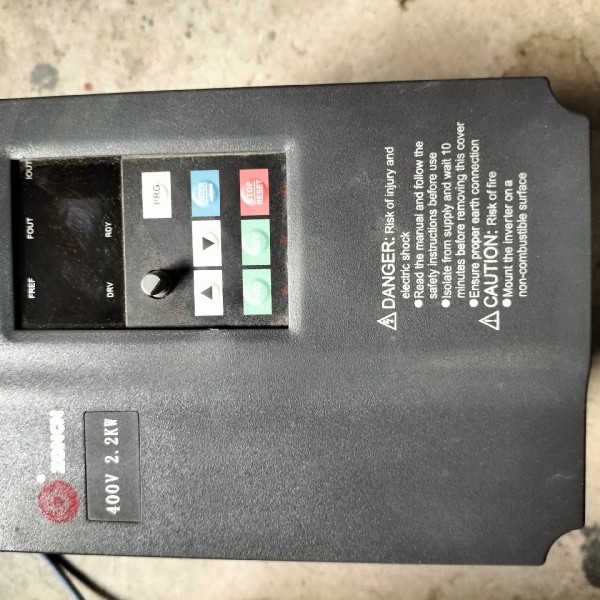 议价原装拆机众辰变频器 H3400A02D2K-D  2.2KW