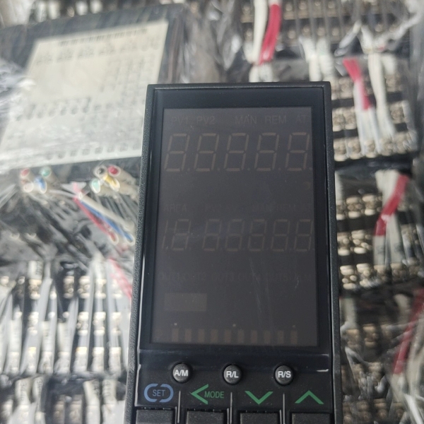 原装正品RKC温控仪HA400 JJ-88-4*N2-NN6议价