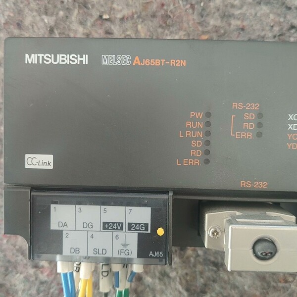 议价三菱Aj65BT-R2N远程模块，拆机好现货如图。