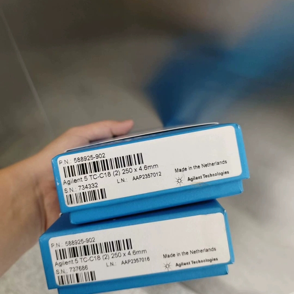 安捷伦液相色谱柱588925 - 902，TC-C18，4.