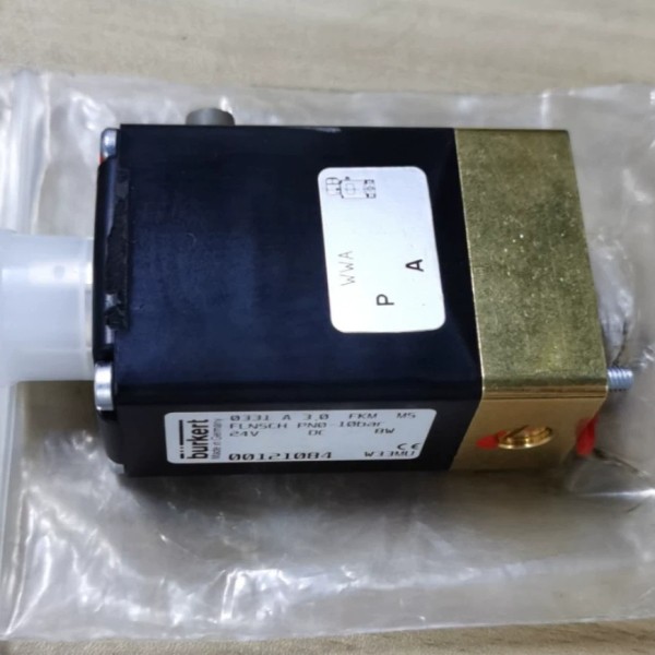 0331 A 3.0 FKM FLNSCH  00121084 burkert电磁阀