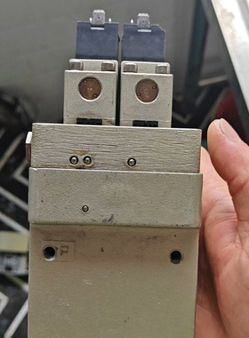 [维修]SMC电磁阀 VEX3501-065DZ-B 实物拍摄，需要