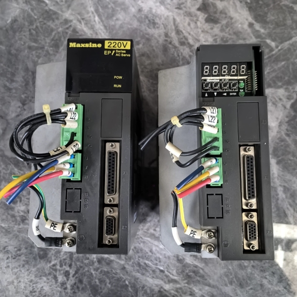 武汉迈信驱动器,TL12F.(还剩右侧一台),拆机实物图片,