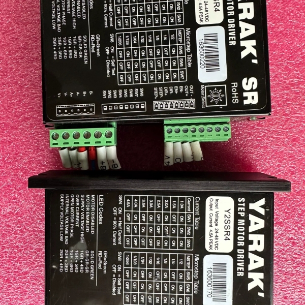 信浓YARAK步进驱动器，九成新，功能正常 Y2SSR4-S