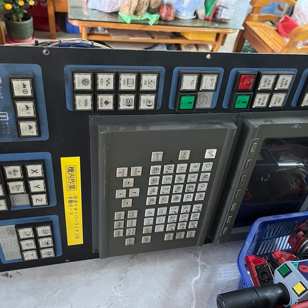 MAKINO操作面板 A02B-0120-C122/A61L