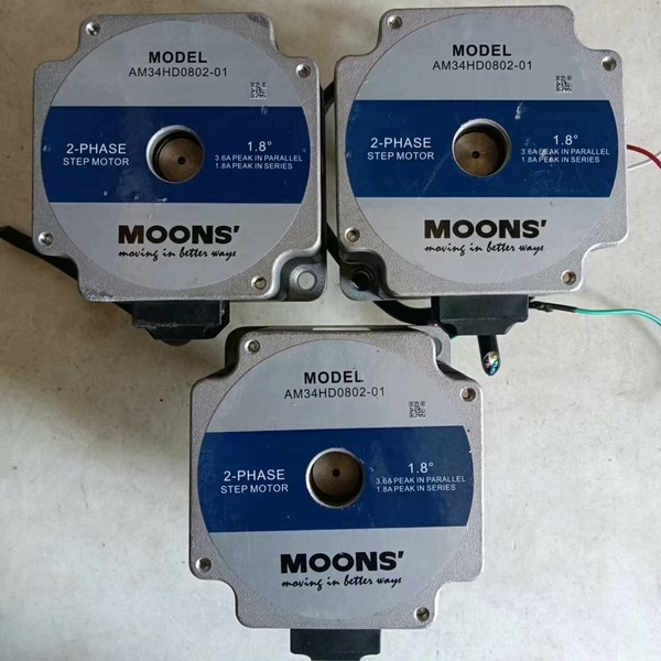 鸣志步进电机：AM34HD0802-01。实物拍摄成色如图，