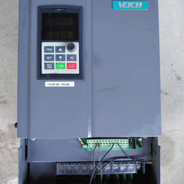 VEICH纬创变频器 AC60-T3-011G/015P物品