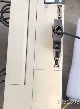 安川5KW伺服驱动SGD7S-330A00A0023500，议价也可维修