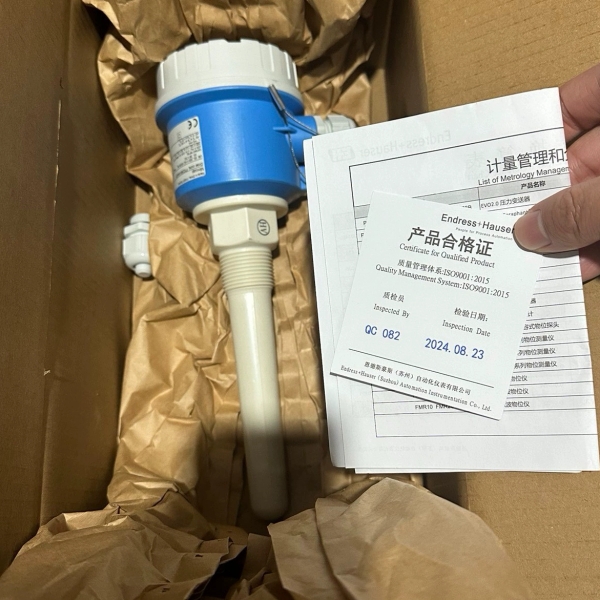 传器 E+H 料位开关 FTC260-AA4D1