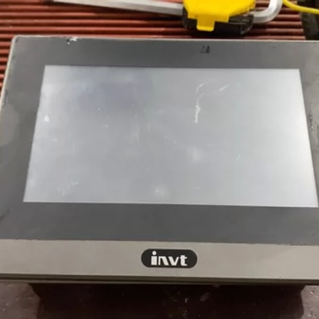 英威腾触摸屏，vk070-nocxn，功能包好，一台。