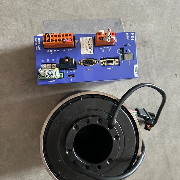 NSK驱动EDC- PS3090ABC02-A电机M-PS3【议价】