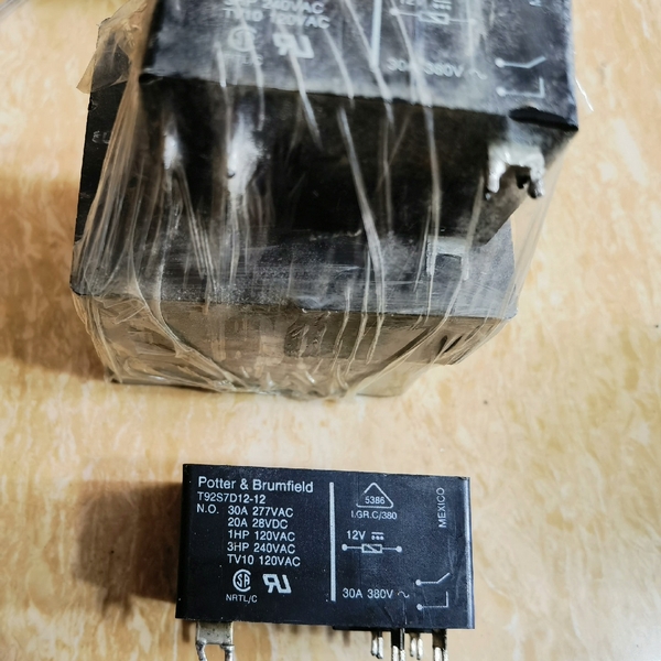 T92S7D12-12，拆机继电器