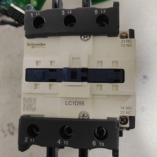 施耐德交流接触器，LC1D95M7C，保正品，拆机的，装上用