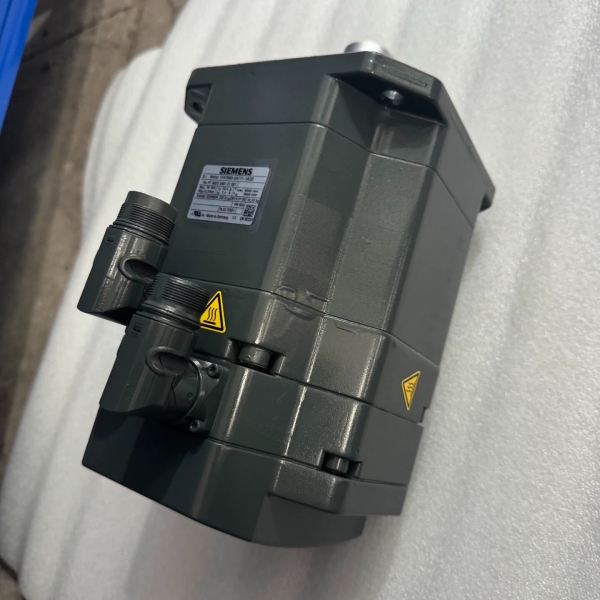 1FK7083-5AF71-1AG2   电机