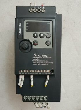 东洋变频器、3.7KW，型号LS-3700-2G