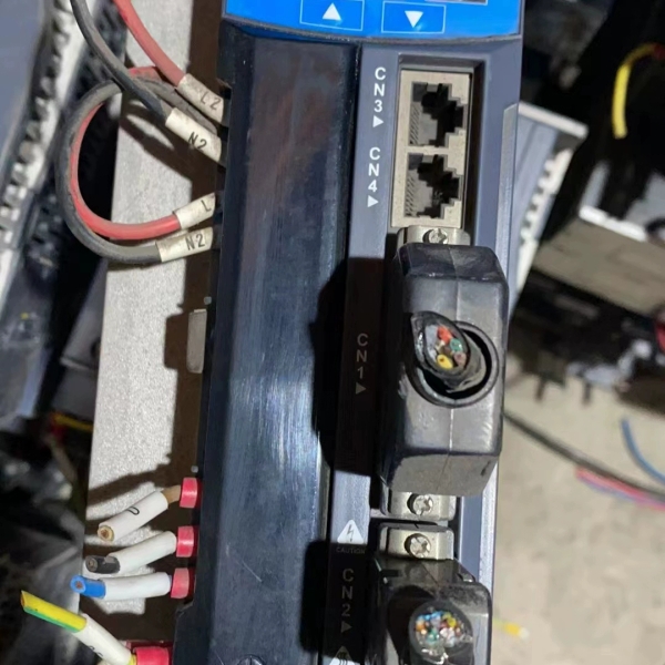 议价江苏兆合JHE5-2S15ME伺服驱动器。