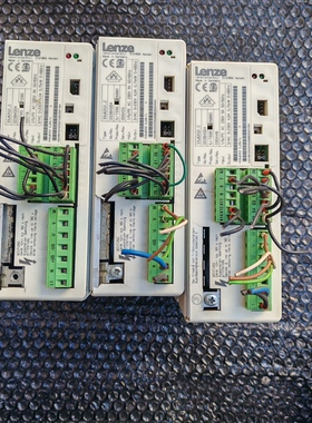 议价伦次变频器三台33.8202-e，220v0.75kw，成色