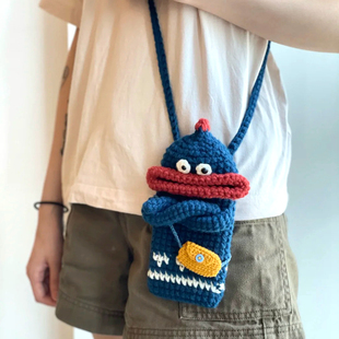 香肠嘴手机包材料包ndiy手工编织包包钩针毛线包大嘴巴手机袋斜挎