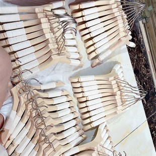 实木衣挂服装 原木棉绳捆绳衣架女装 店无J漆家用衣架防滑植绒木衣