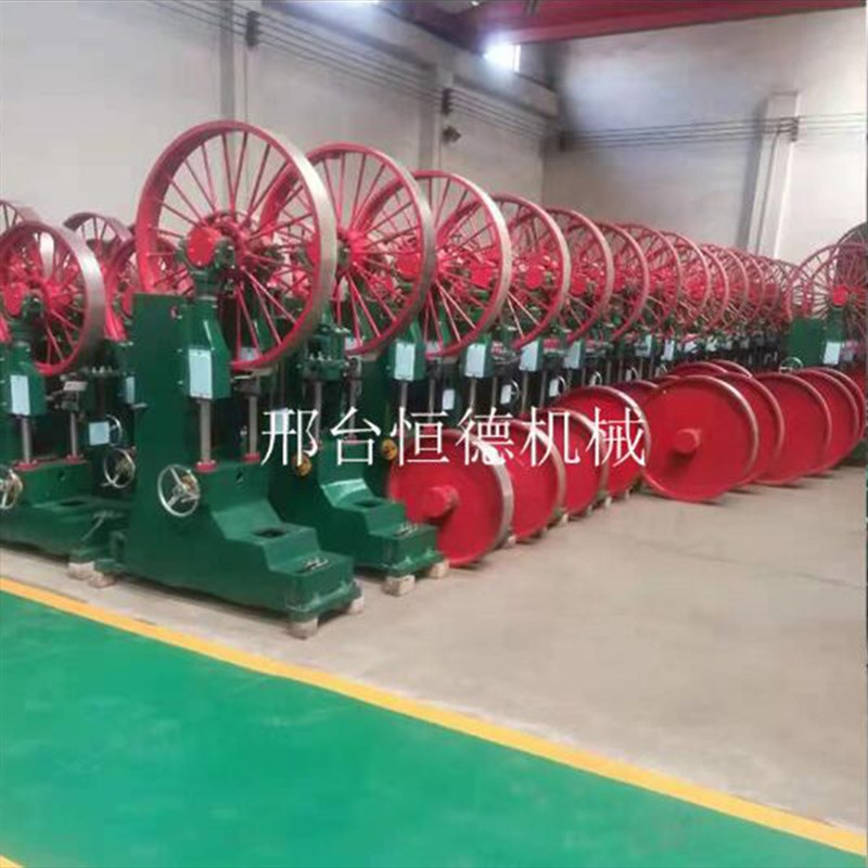 木工带锯机大型锯木机原木开料机数控圆木锯开方锯立式带锯机跑车