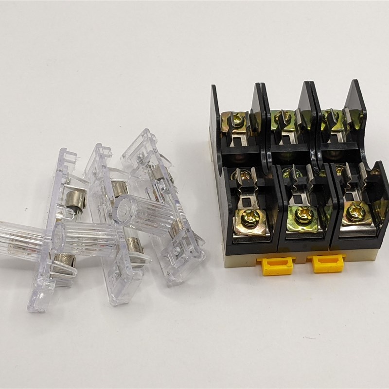 FS-103 三联玻璃保险丝底座6*30mm内置10A保险丝管 熔断器