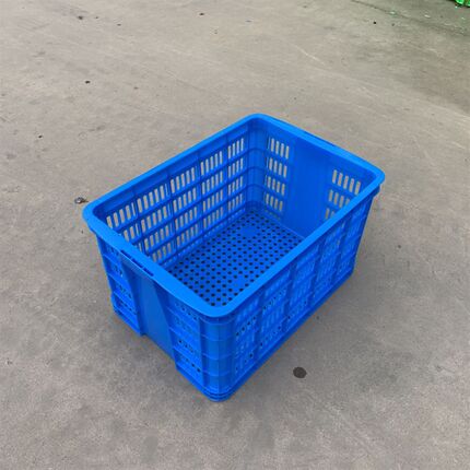 加厚580塑料周转筐 铁件筐 pe料轴承框