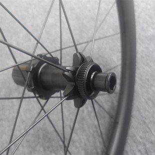 公路车40/50/60mm 碳纤维碟刹轮组 700C桶轴中锁碟刹 公路车轮组