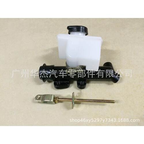 ME667371 03420-46002 FV313离合器总泵 Clutch Master Cylinder