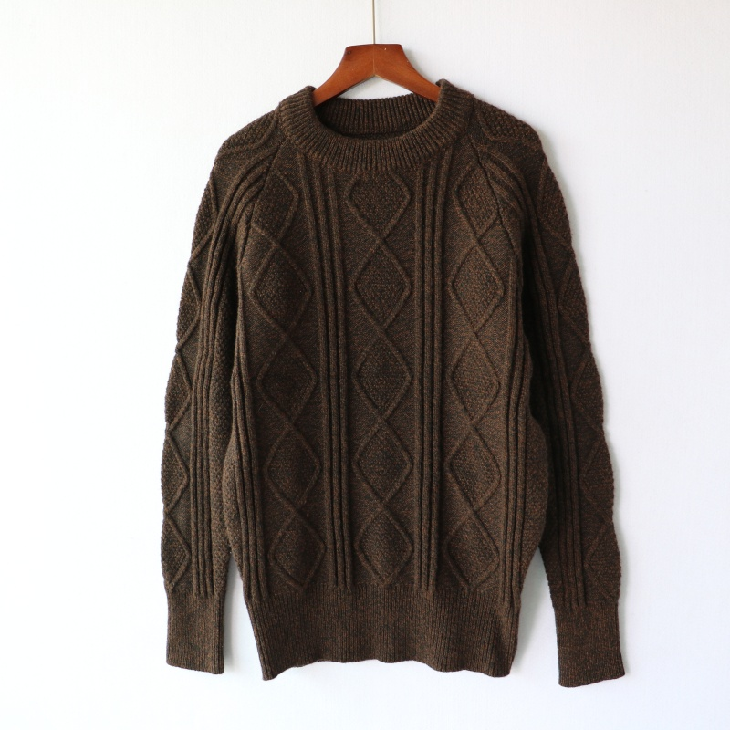 秋冬复古麻花圆领显瘦女针织衫