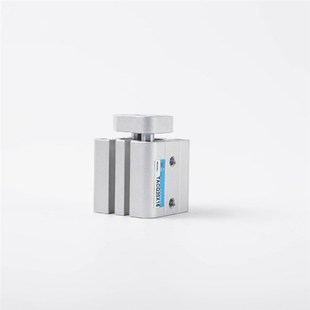 80x10x15S带磁型 薄型三轴三杆导杆气缸TACQ12