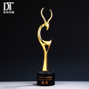 金属鹿奖杯定制羚领头羊礼品合金金色协会保护协会奖杯定制定做