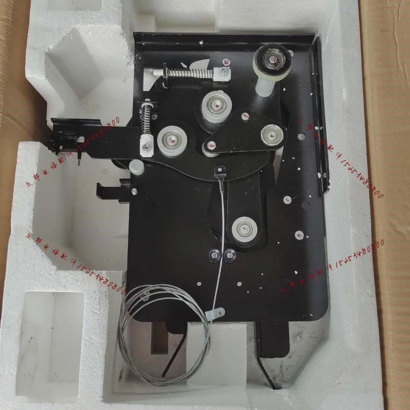 电梯门刀轿门HAA477C1- CMD CL-R2门刀 轿厢门锁装置适用奥的斯