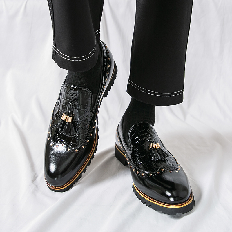 新款男士时尚布洛克拼接流苏尖头