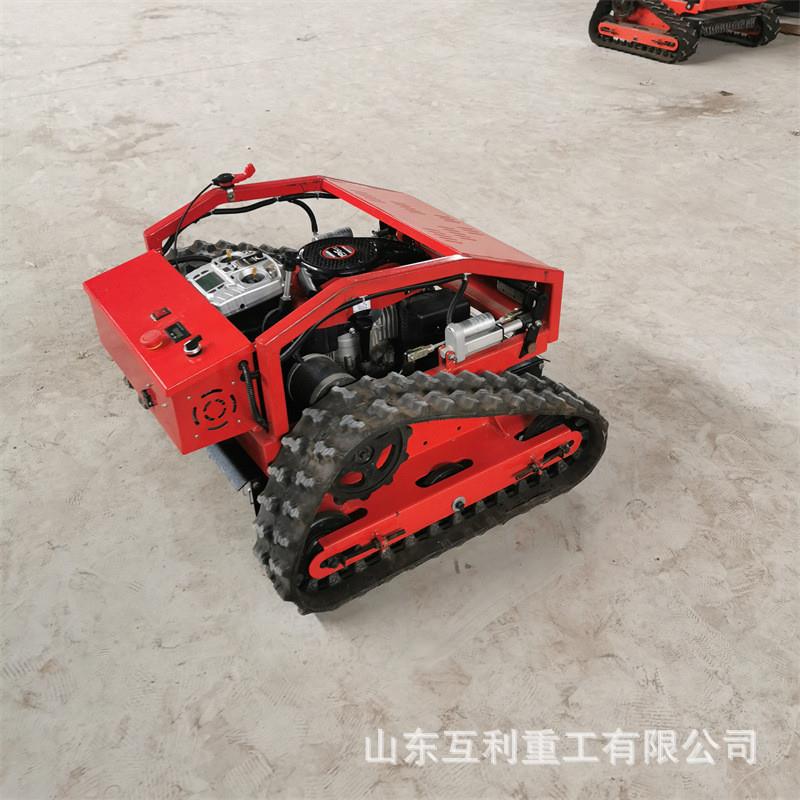 遥控割草机履带式全自动割草碎草机果园山地多功能汽油除草机