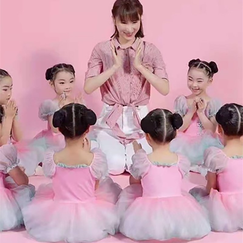 六一儿童桃萌幺幺蓬蓬裙演出服女童幼儿园可爱粉裙舞蹈纱裙表演服